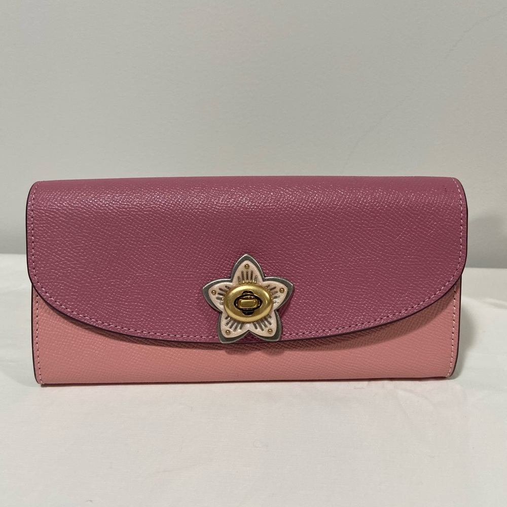 COACH F78068 Slim Envelope Wallet Rose Flower Pink Color Turn luck closure